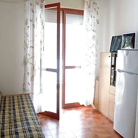 Hotel Flat 100 M From The With Sunny Balcony 3*
